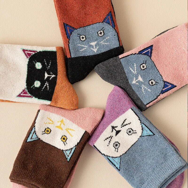 Anysox 5 Pairs Size 35-40 Mixed Color Cat Face Cartoon Fashion Socks High Quality Woollen Stockings Foot Wear