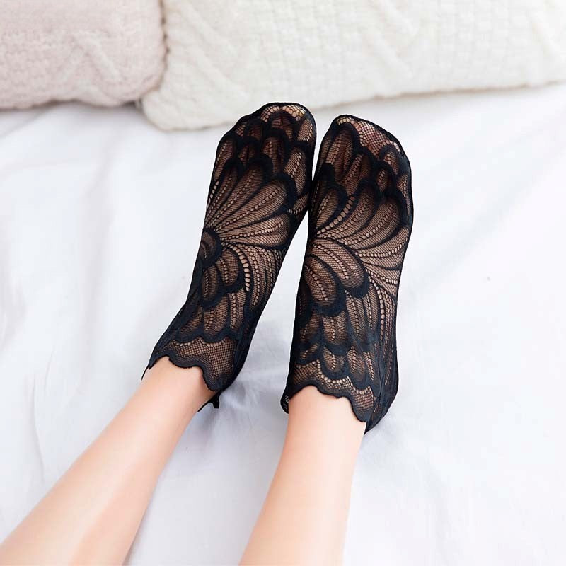 Anysox 5 Pairs One Size 4-5 Khaki Ankle Socks With Lace Peacock Flower Design