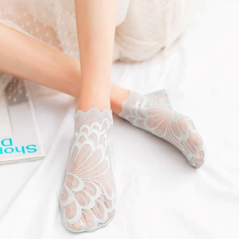 Anysox 5 Pairs One Size 4-5 Light Brown Ankle Socks With Lace Peacock Flower Design