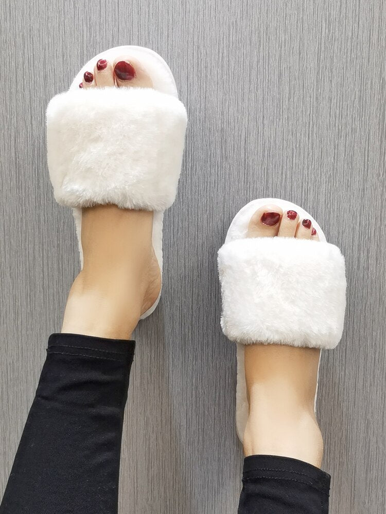 AnyStep Basic White Fluffy Indoor Slip On Plush Slipper One Size 7-8