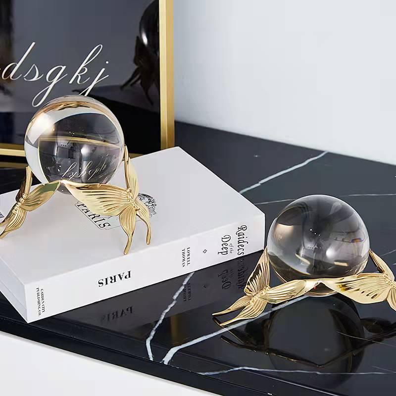 Anyhouz Tabletop Copper Butterfly Crystal Ball Home Decor 15cm